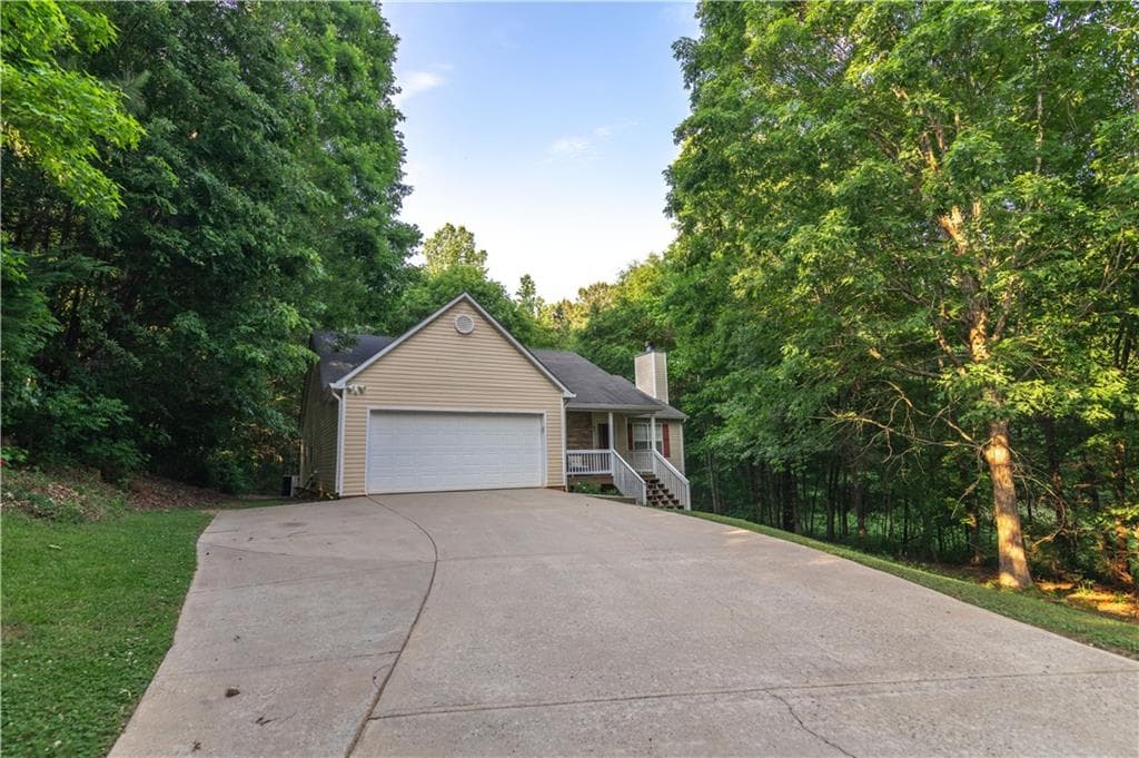 952 Azalea Court, Winder, GA 30680 — most recent listing photo