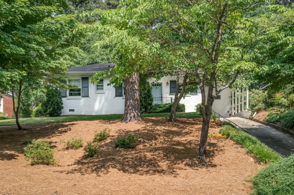 3 bedroom, 2 bathroom single family residence sold at 716 Darlington Circle, Atlanta, GA 30305
