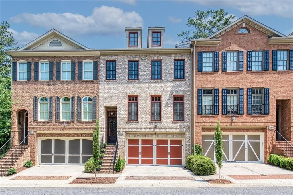 4 bedroom, 4 bathroom, 3,160 sq ft townhouse sold at 12051 Orchid Lane, Alpharetta, GA 30009