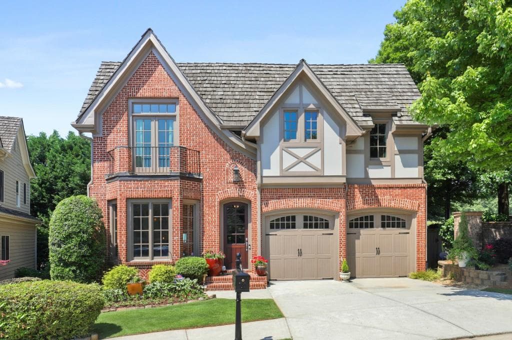 6380 Cotswold Lane, Sandy Springs, GA 30328 — most recent listing photo