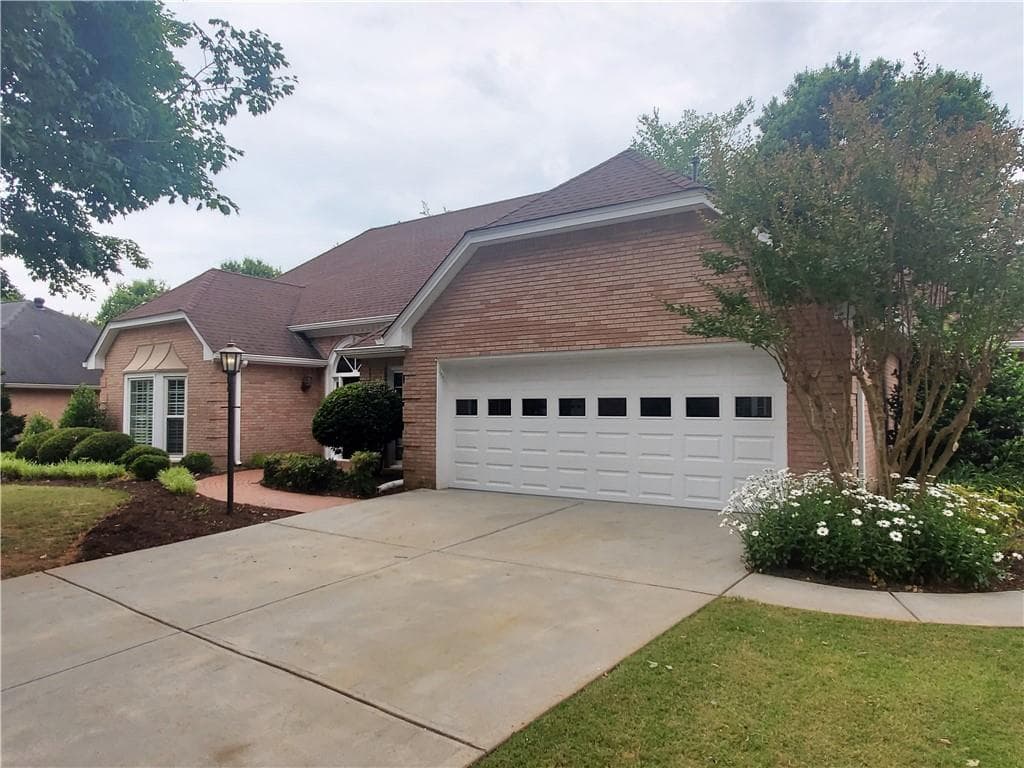 350 Carybell Lane, Alpharetta, GA 30004 — most recent listing photo