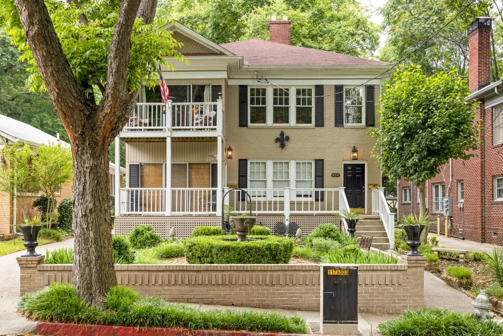 4 bedroom, 2 bathroom, 2,760 sq ft single family residence sold at 850 Charles Allen Drive, Atlanta, GA 30308