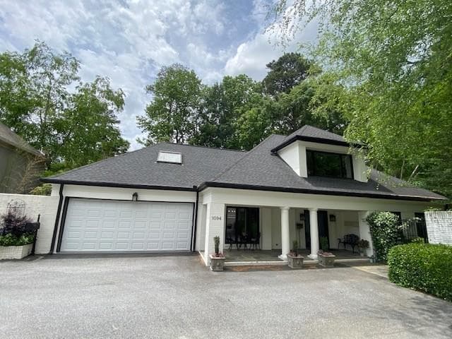4 bedroom, 5 bathroom, 4,348 sq ft single family residence sold at 1094 Parker Place, Atlanta, GA 30324
