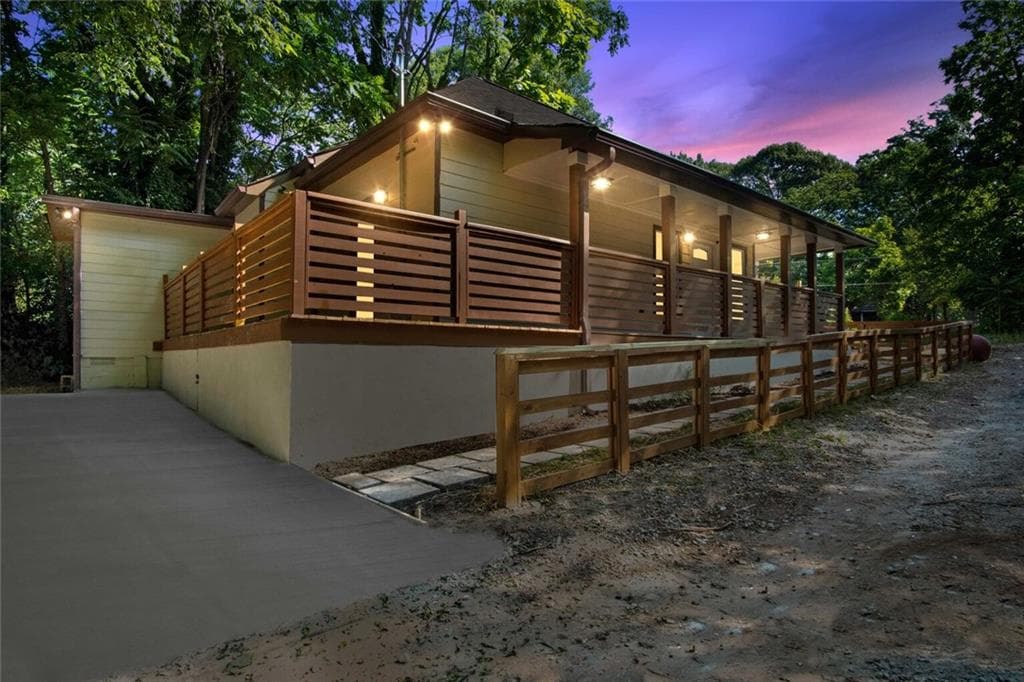 3 bedroom, 2 bathroom, 1,326 sq ft single family residence sold at 126 Martin Avenue, Atlanta, GA 30315