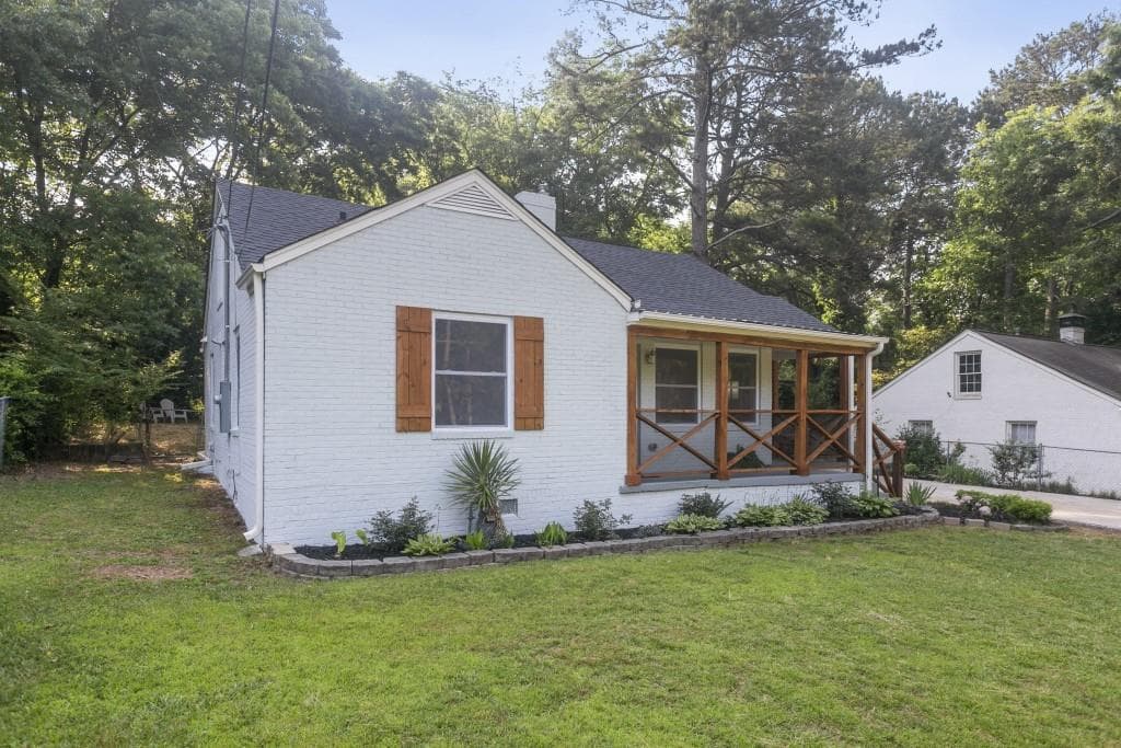 3 bedroom, 3 bathroom, 1,750 sq ft single family residence sold at 1526 Beatie Avenue, Atlanta, GA 30310