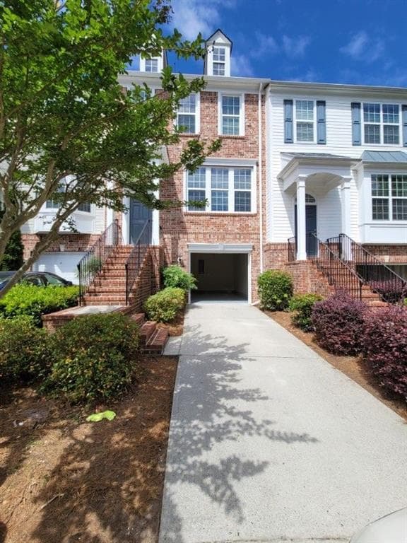 1335 THORNBOROUGH Drive, Alpharetta, GA 30004 — most recent listing photo