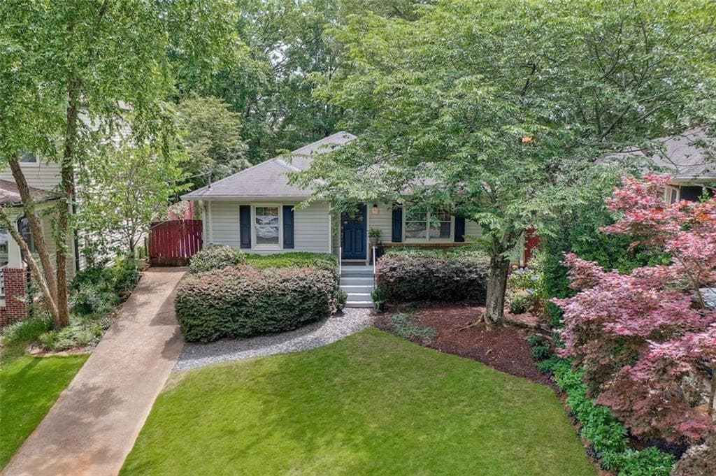 121 Lockwood Terrace, Decatur, GA 30030 — most recent listing photo