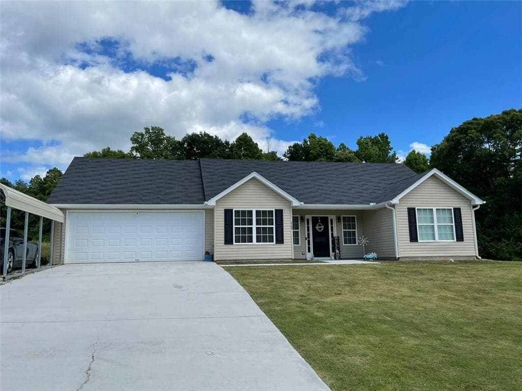 3 bedroom, 2 bathroom, 1,500 sq ft single family residence sold at 4163 Meadow Point Drive, Gillsville, GA 30543
