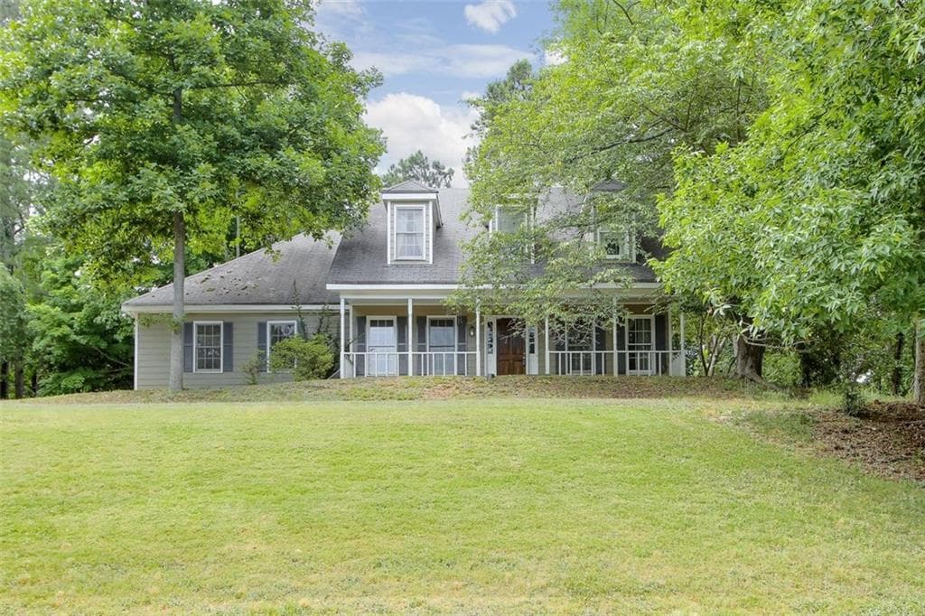 3 bedroom, 3 bathroom, 1,871 sq ft single family residence sold at 205 Tawneywood Way, Alpharetta, GA 30022
