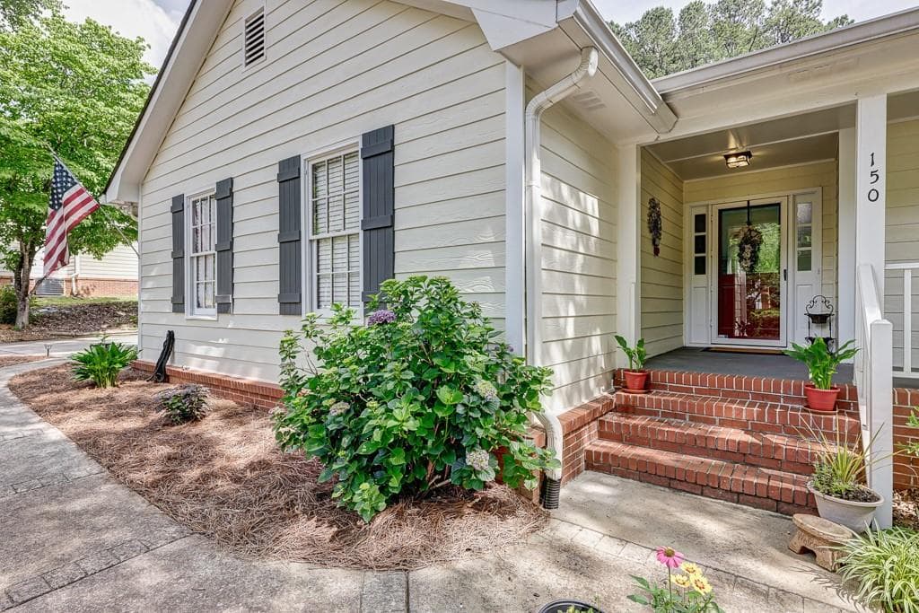 150 Joana Drive, Fayetteville, GA 30214 — most recent listing photo
