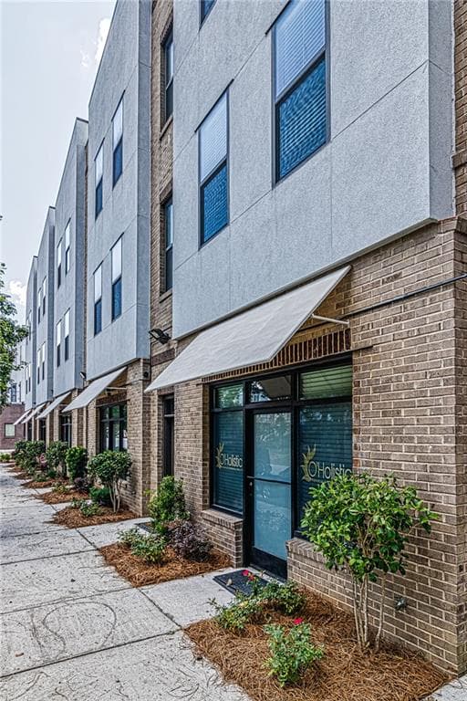3 bedroom, 4 bathroom, 2,206 sq ft townhouse sold at 2030 Main Street 306, Atlanta, GA 30318