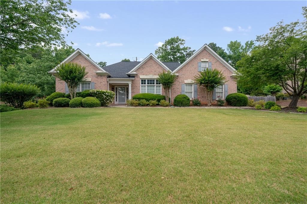 12165 Clairmonte Avenue, Alpharetta, GA 30009 — most recent listing photo