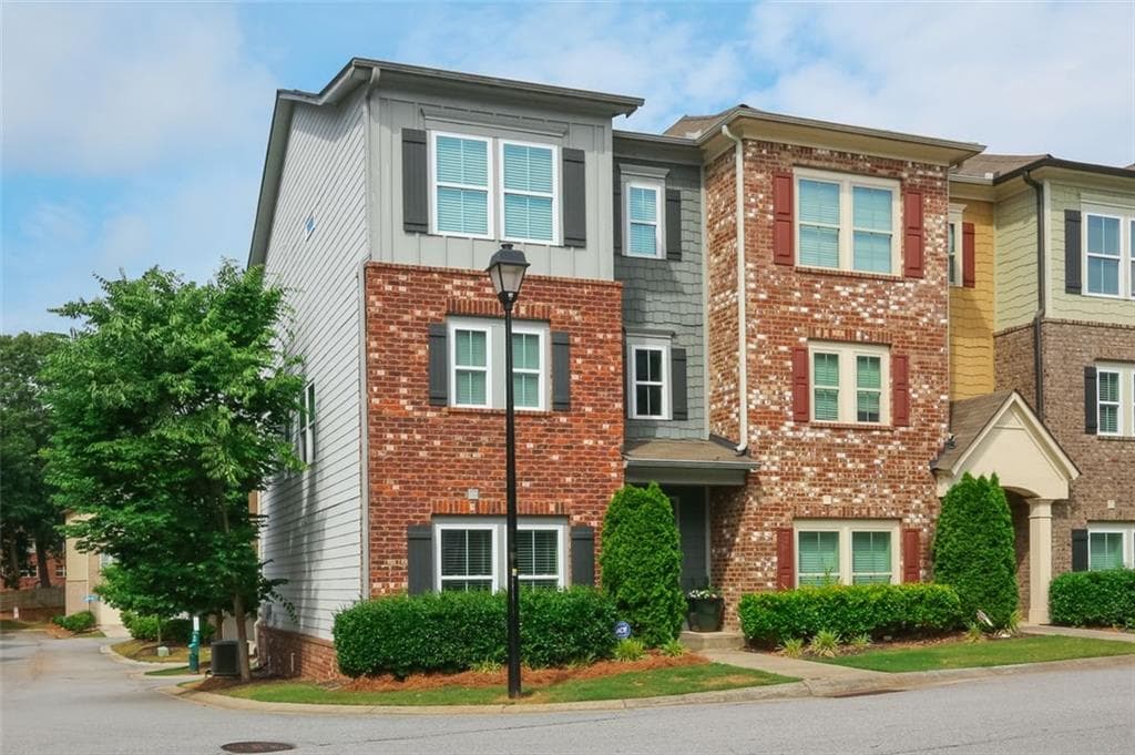 1316 KINGSTON Trail, Decatur, GA 30033 — most recent listing photo