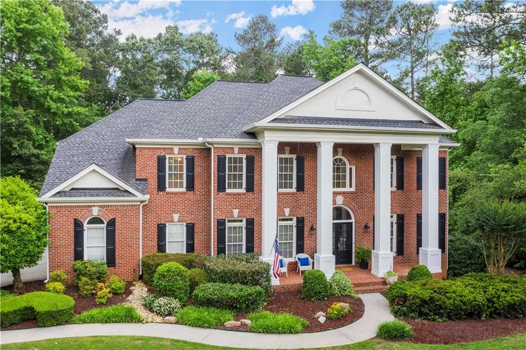 5 bedroom, 5 bathroom, 5,670 sq ft single family residence sold at 843 HALLBROOK Lane, Milton, GA 30004