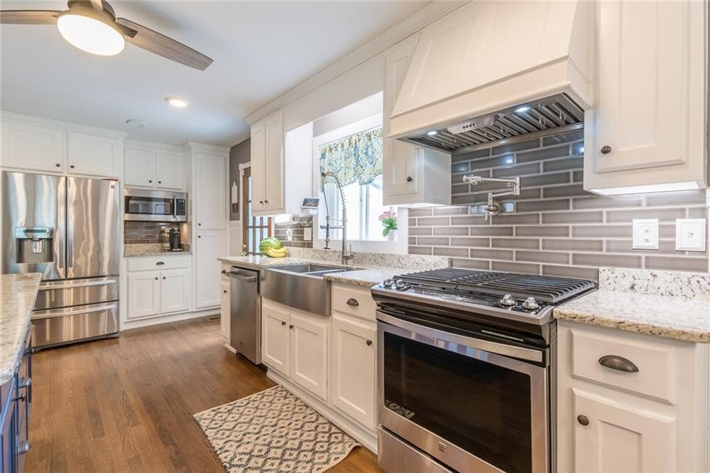 4 bedroom, 3 bathroom, 2,764 sq ft single family residence sold at 1668 Hartland Drive, Decatur, GA 30033