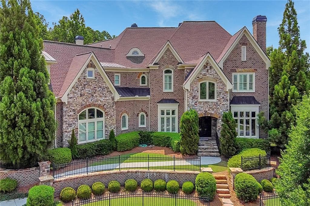 828 Louth Court, Suwanee, GA 30024 — most recent listing photo