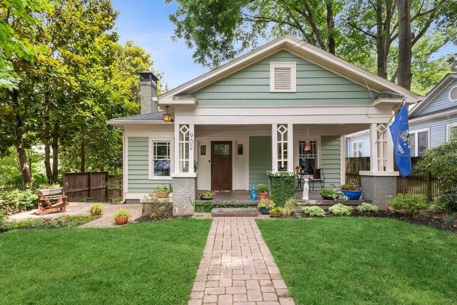 902 E PONCE DE LEON Avenue, Decatur, GA 30030 — most recent listing photo