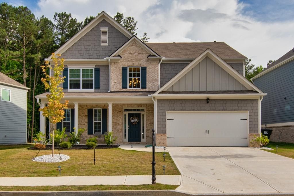 5 bedroom, 3 bathroom, 3,164 sq ft single family residence sold at 1823 Hamilton Lake Parkway, Buford, GA 30519