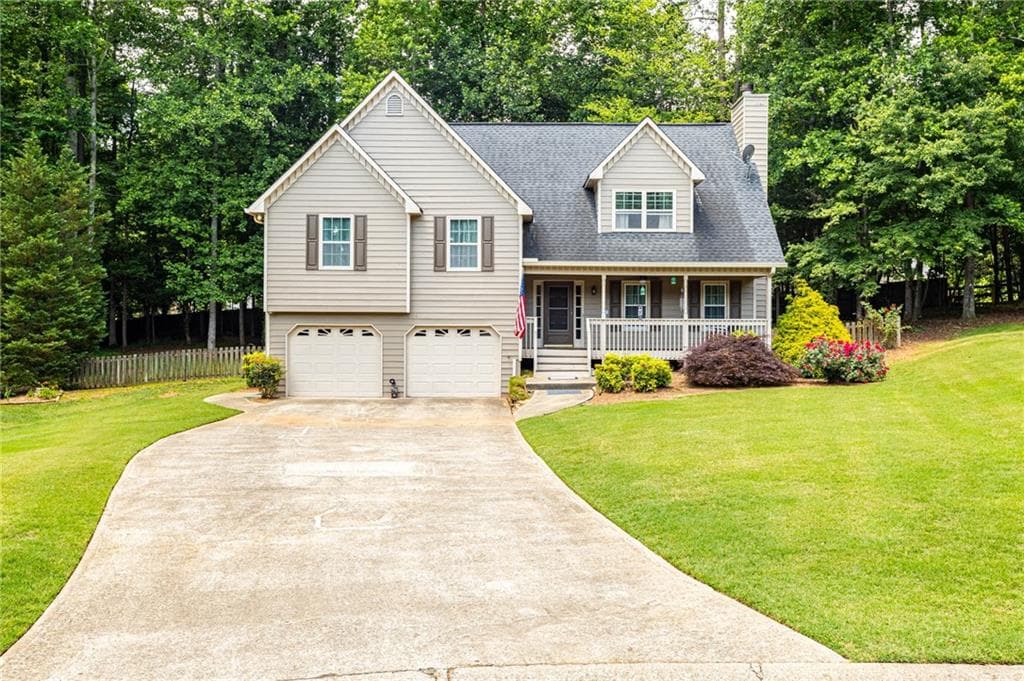 4 bedroom, 3 bathroom, 2,367 sq ft single family residence sold at 2702 Cheatham Lake Court, Acworth, GA 30101