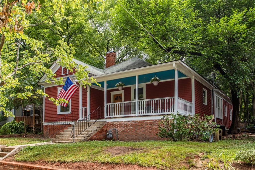 3 bedroom, 2 bathroom, 1,680 sq ft single family residence sold at 119 Melrose Avenue, Decatur, GA 30030