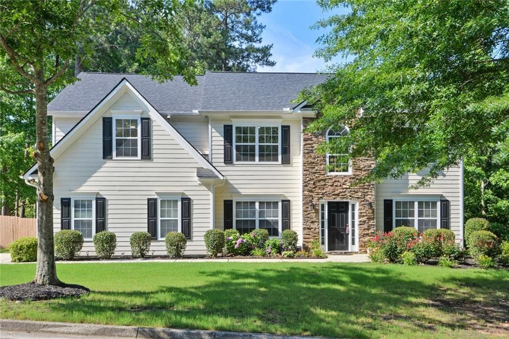 221 Courtland Oaks Drive, Marietta, GA 30060 — most recent listing photo