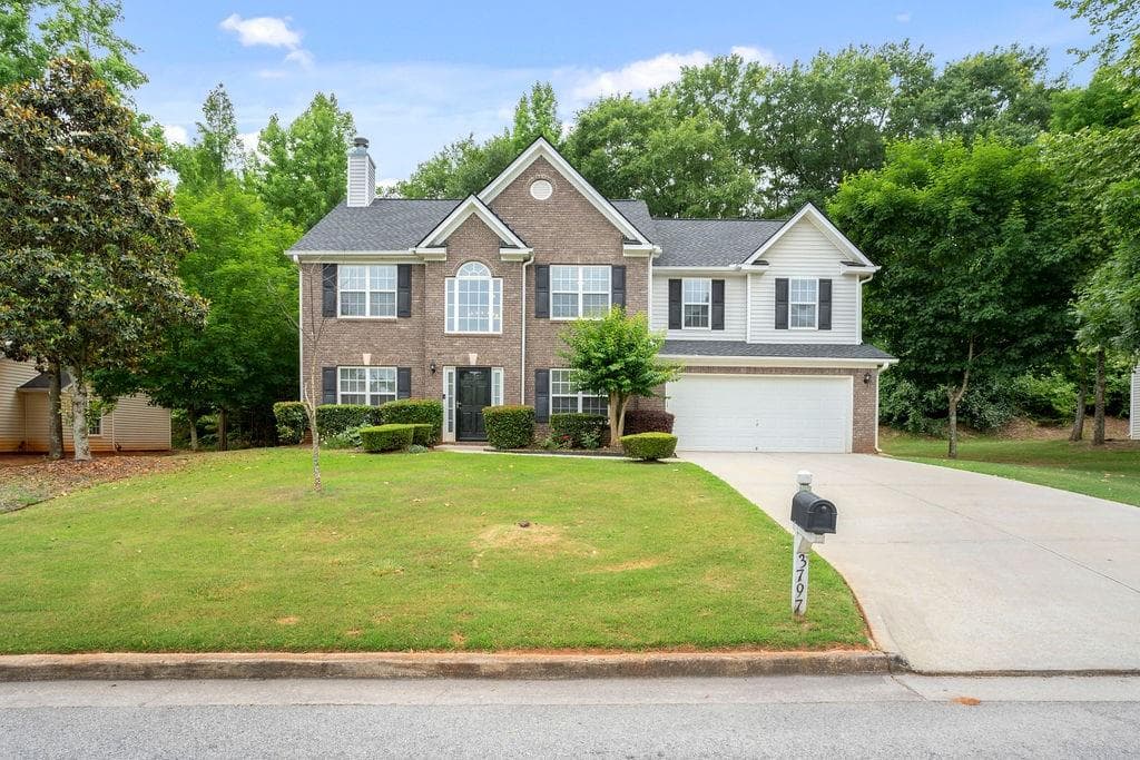 4 bedroom, 3 bathroom, 2,456 sq ft single family residence sold at 3797 Leprechaun Court, Decatur, GA 30034