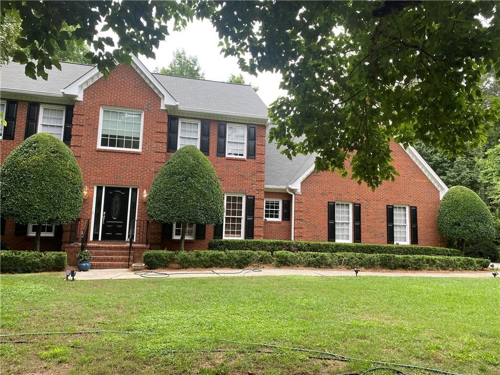 5 bedroom, 5 bathroom, 3,084 sq ft single family residence sold at 11915 Chaffin Road, Roswell, GA 30075