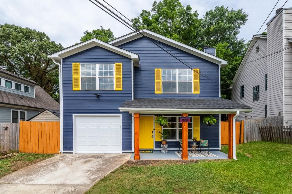 3 bedroom, 3 bathroom, 1,360 sq ft single family residence sold at 995 Martin Street, Atlanta, GA 30315