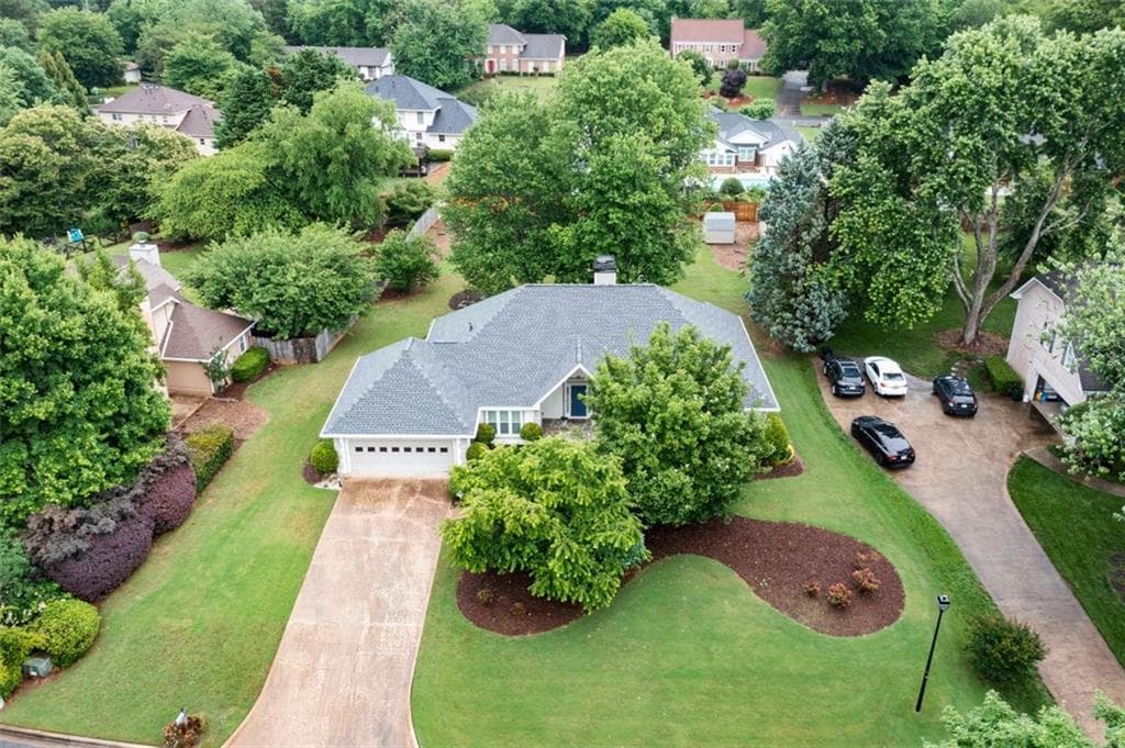 145 Glenclairn Court, Roswell, GA 30076 — most recent listing photo