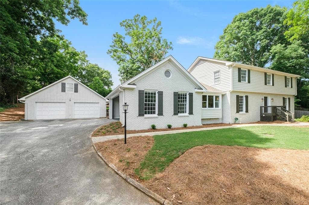250 ABINGTON Drive, Atlanta, GA 30328 — most recent listing photo