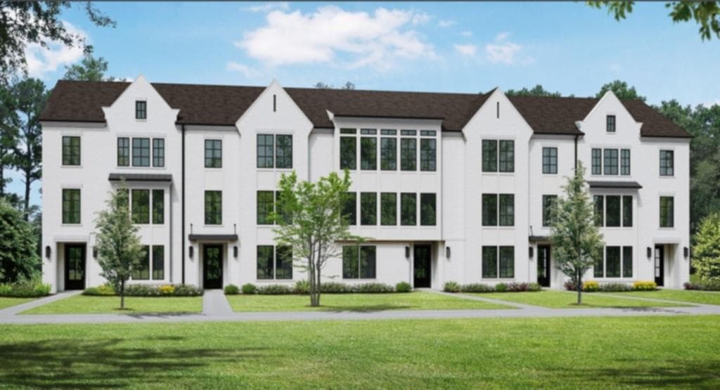 6884 Roswell Road, Sandy Springs, GA 30328 — most recent listing photo