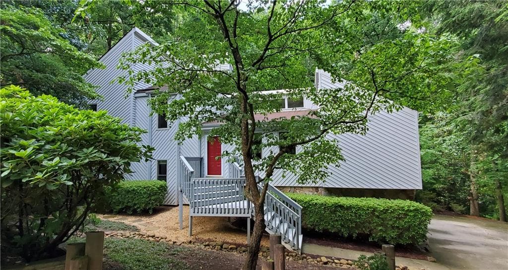 3525 Cedar Valley Drive, Smyrna, GA 30080 — most recent listing photo