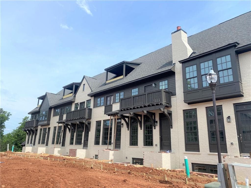 6638 Sterling Drive 676, Sandy Springs, GA 30328 — most recent listing photo