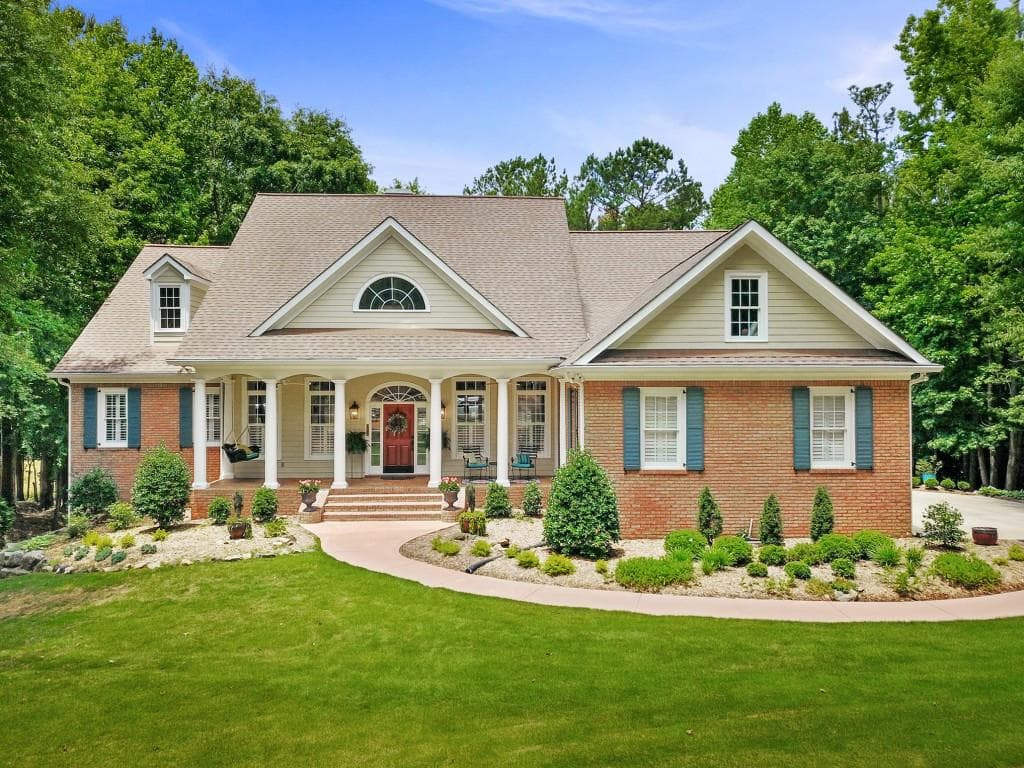 125 Primrose Pass, Newnan, GA 30265 — most recent listing photo