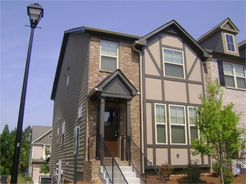 5217 Whiteoak Avenue, Smyrna, GA 30080 — most recent listing photo