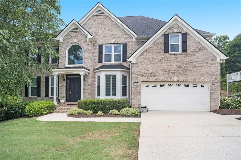 3527 Monthaven Trace, Suwanee, GA 30024 — most recent listing photo