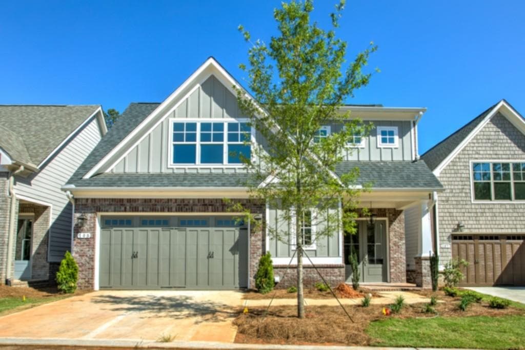 3 bedroom, 4 bathroom, 2,264 sq ft single family residence sold at 105 Ivey Way, Woodstock, GA 30188