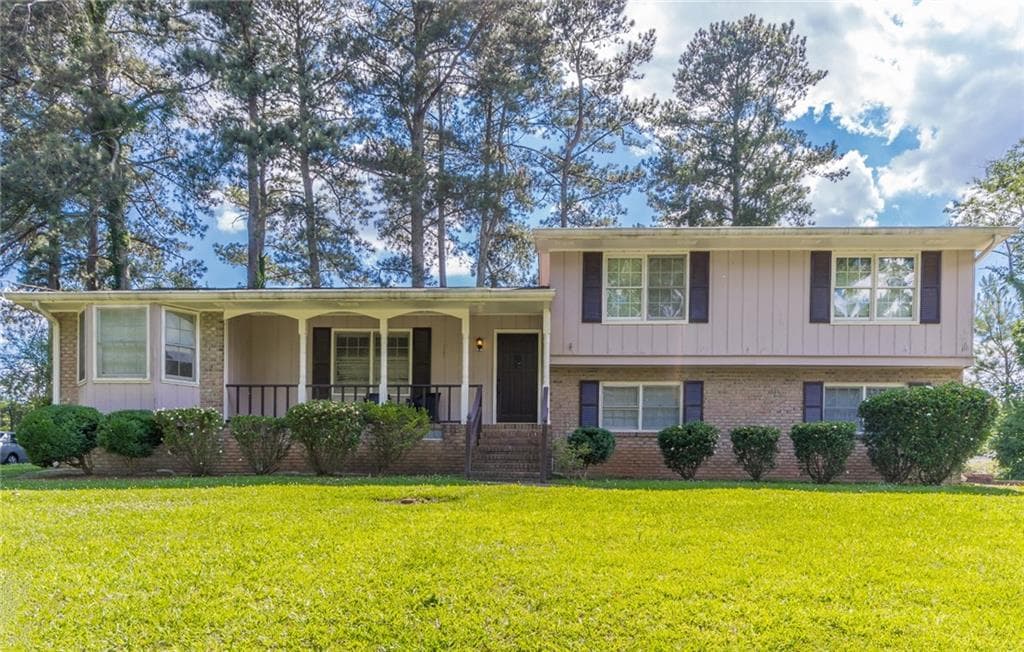 4 bedroom, 2 bathroom, 2,266 sq ft single family residence sold at 551 Village Green Court, Lilburn, GA 30047