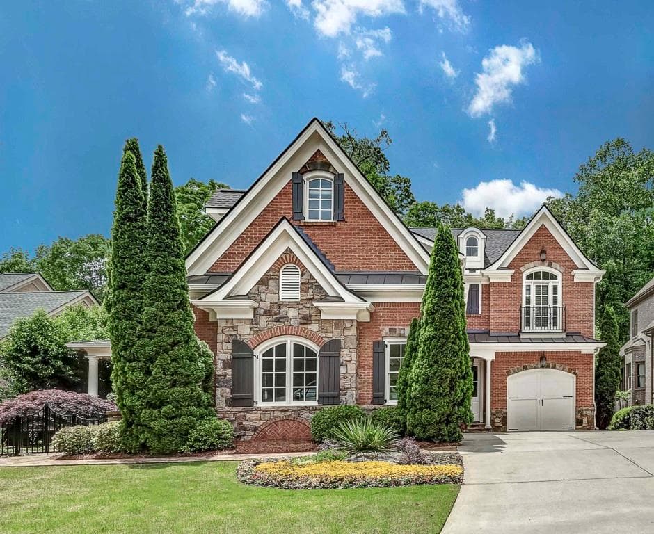 6 bedroom, 4 bathroom, 7,530 sq ft single family residence sold at 1750 High Trail, Atlanta, GA 30339