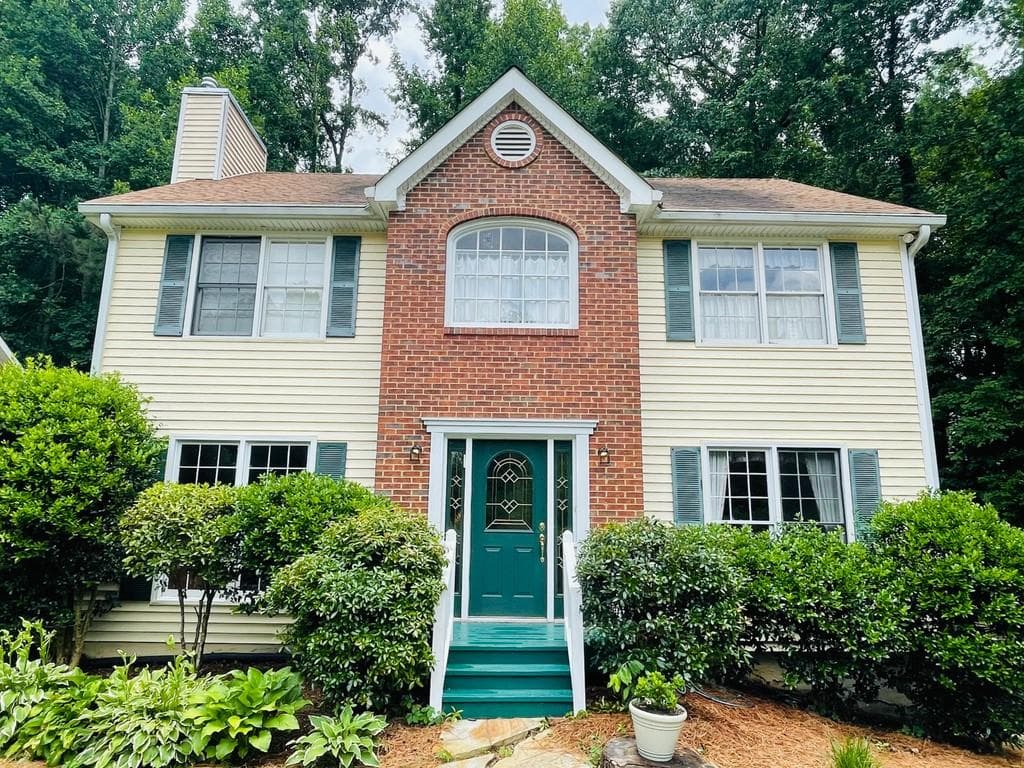 2530 Zachary Woods Drive, Marietta, GA 30064 — most recent listing photo