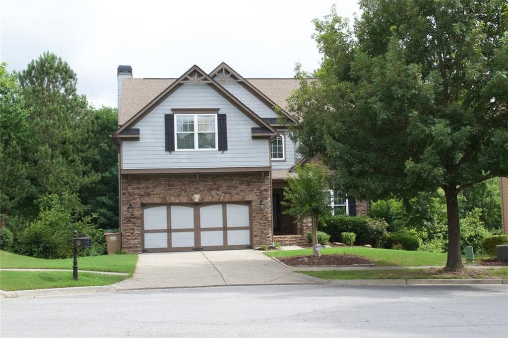 4 bedroom, 4 bathroom, 2,401 sq ft single family residence sold at 7797 COPPER KETTLE Way, Flowery Branch, GA 30542