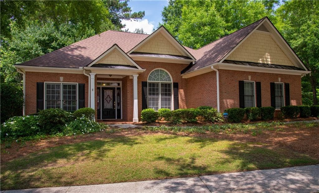 3 bedroom, 2 bathroom, 1,956 sq ft single family residence sold at 4455 Mariners Ridge, Alpharetta, GA 30005
