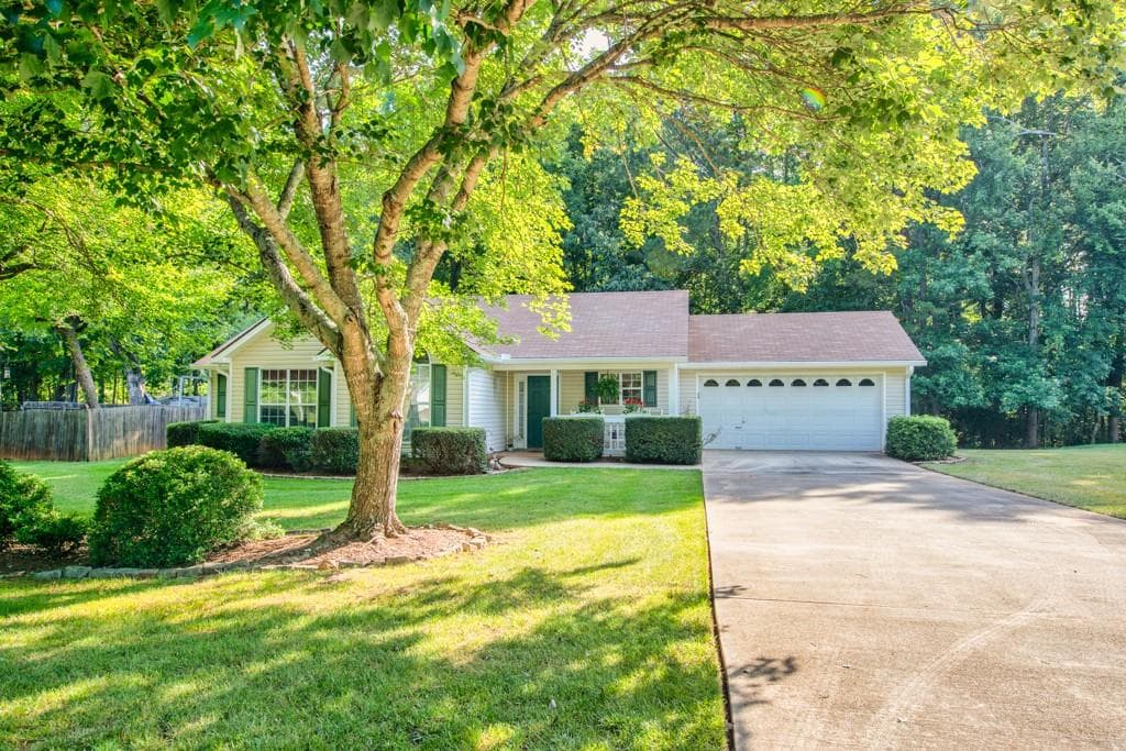 6865 Bannister Park Lane, Cumming, GA 30028 — most recent listing photo