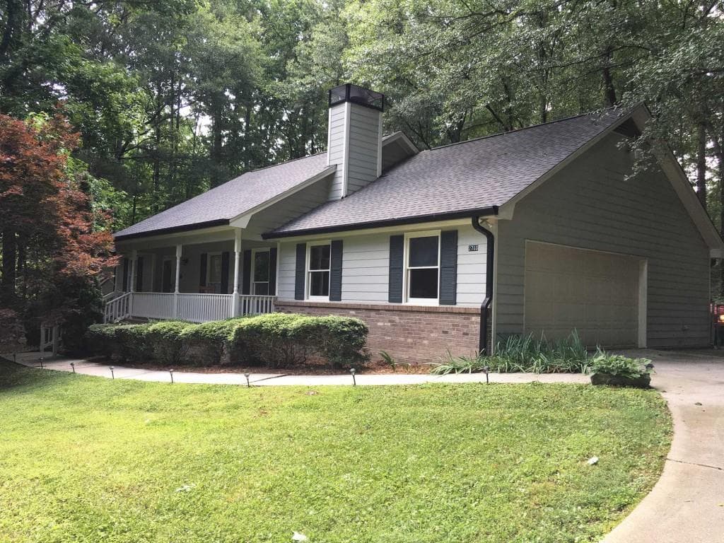3 bedroom, 2 bathroom, 2,028 sq ft single family residence sold at 2760 Sandy Creek Circle, Loganville, GA 30052