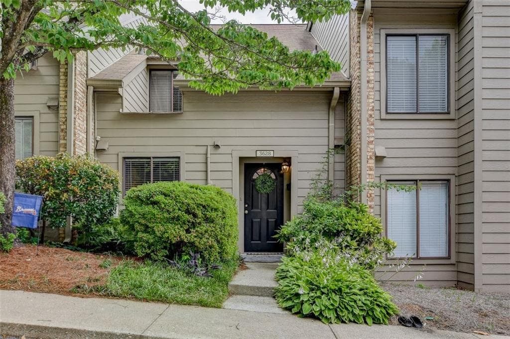 2 bedroom, 3 bathroom, 1,288 sq ft condominium sold at 3628 Stonewall Court, Atlanta, GA 30339
