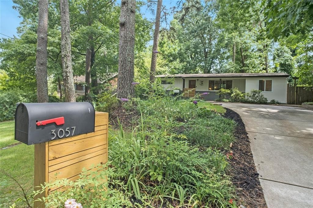 3057 DOVE Way, Decatur, GA 30033 — most recent listing photo