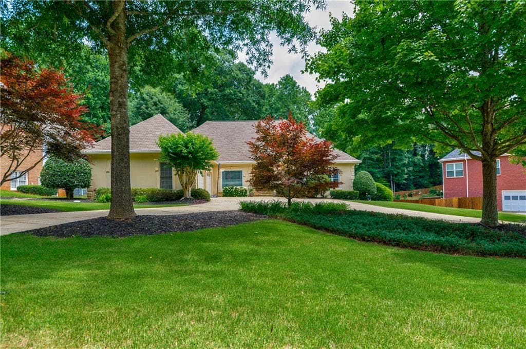 590 Huntwick Place, Roswell, GA 30075 — most recent listing photo