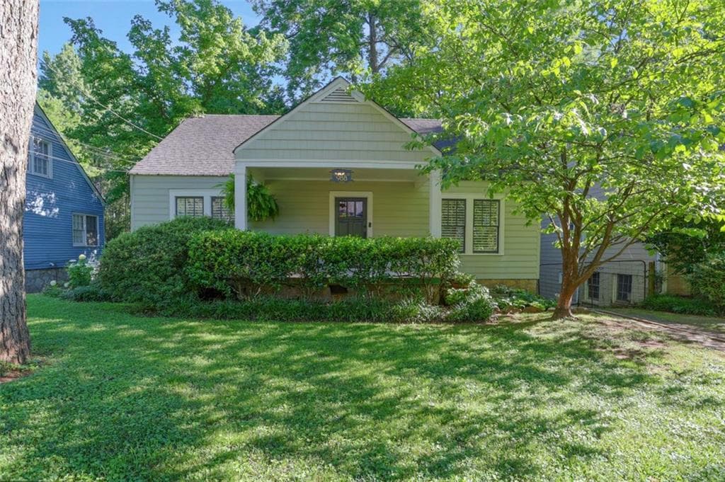 2 bedroom, 1 bathroom, 1,064 sq ft single family residence sold at 988 Eden Avenue, Atlanta, GA 30316