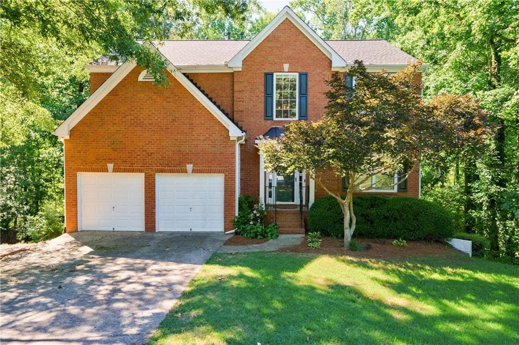 4 bedroom, 3 bathroom, 3,228 sq ft single family residence sold at 2735 Two Rock Court, Alpharetta, GA 30004