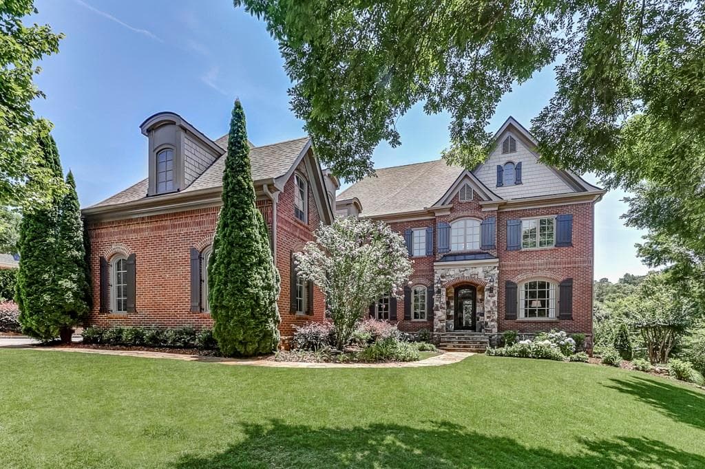 5 bedroom, 5 bathroom, 6,842 sq ft single family residence sold at 1800 High Trail, Atlanta, GA 30339
